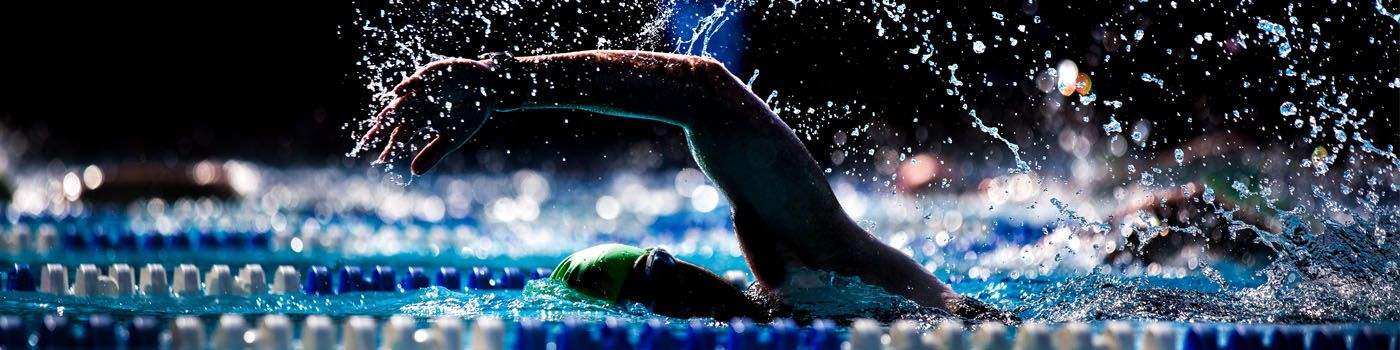 Schwimmen Pokale und Medaillen