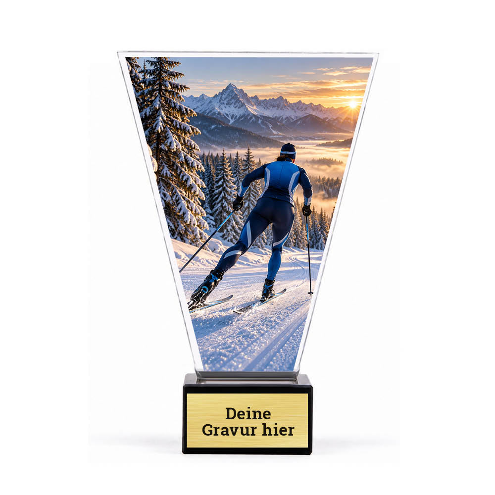 Acrylpokal mit Langläufer mit Skiern und Stöcken auf schwarzem Marmorsockel mit Sockelschild