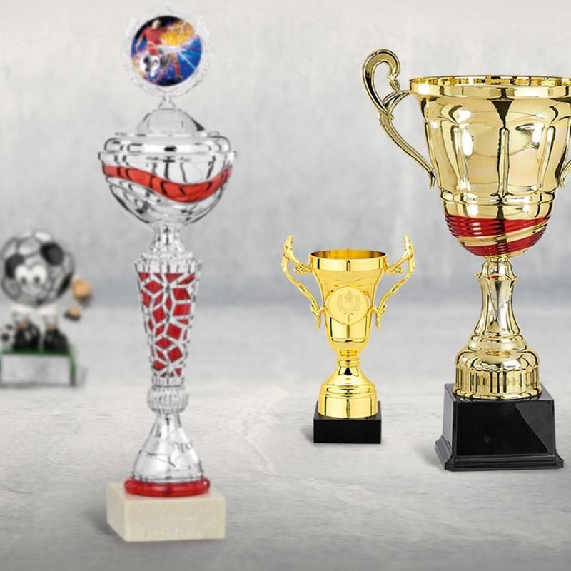 Günstig kaufen Fussball Pokale ACRYL Color mit DEINEM individuellen Text & Logo 